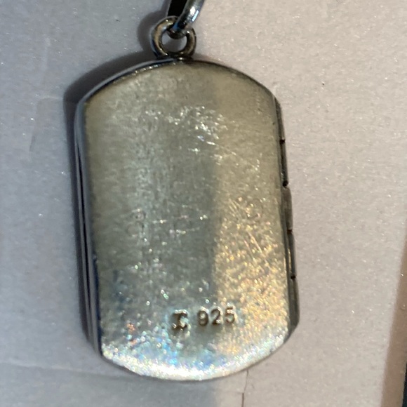 Engravable Locket, Sterling Silver with 18” chain - Picture 3 of 3